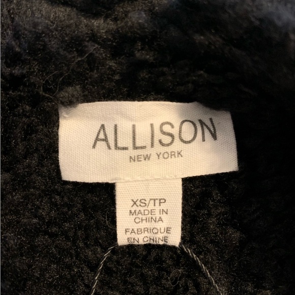 Allison New York quilted black faux fur cropped vest   Size XSTP - Picture 8 of 10